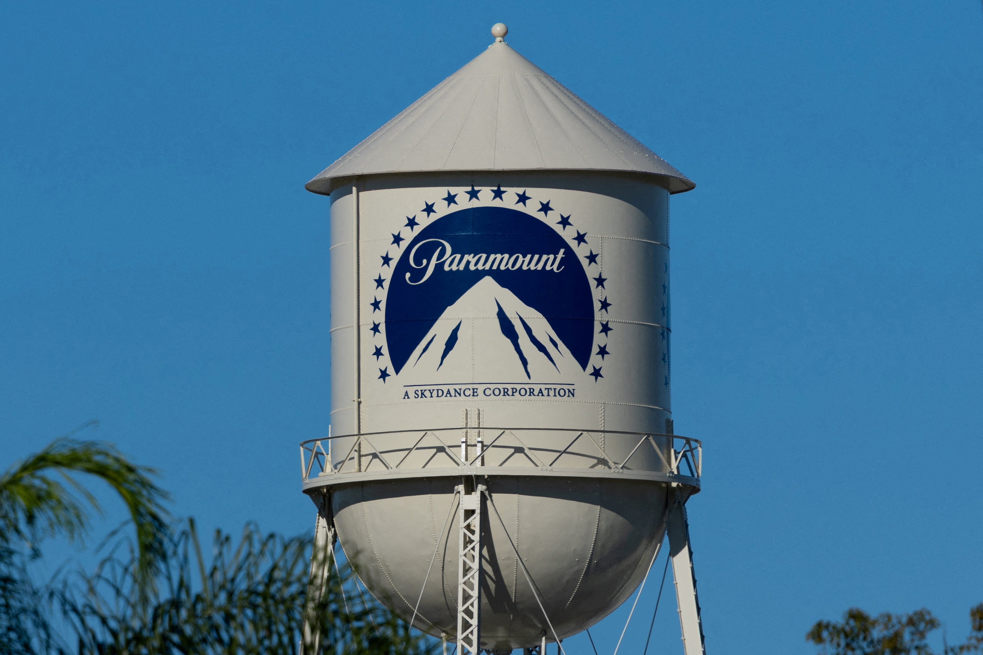 Reino Unido abre una investigación para revisar la compra de Warner Bros a manos de Paramount