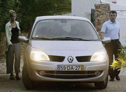 Los McCann dejan su casa en Praia da Luz (Portugal).