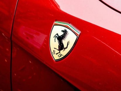 Ferrari avanza con su coche eléctrico: está haciendo pruebas con un Tesla