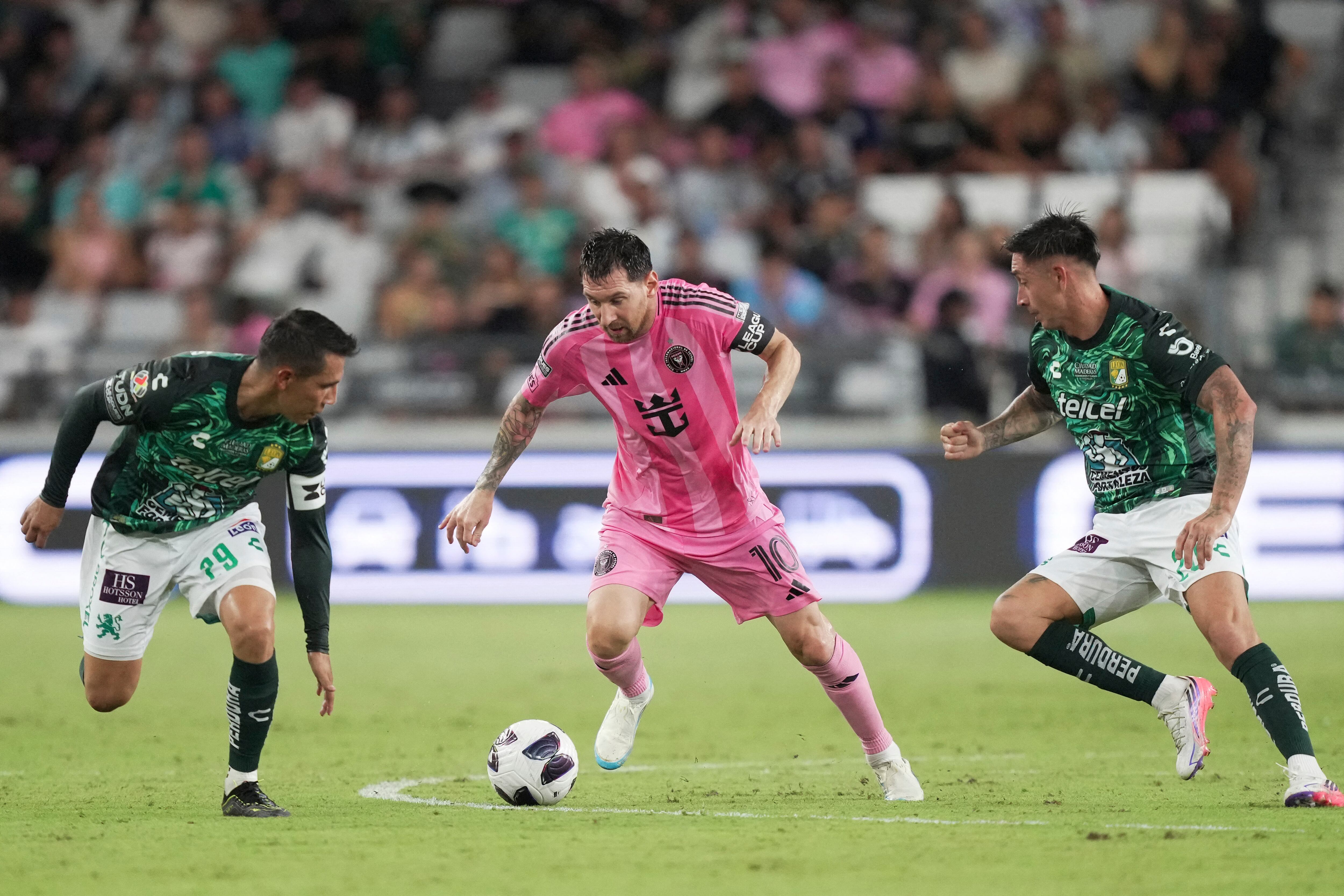 Messi regresa al campo de juego con el Inter Miami tras la muerte de su padre