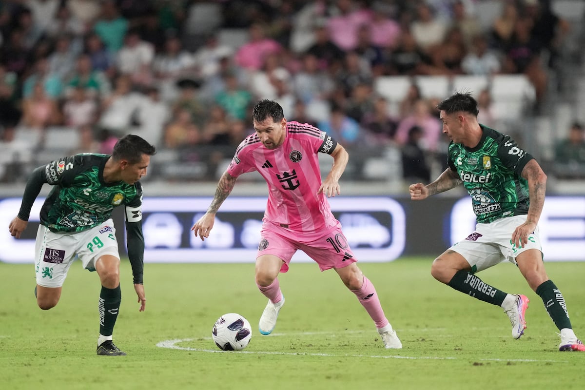 Messi vuelve a jugar con el Inter Miami tras la muerte de su padre
