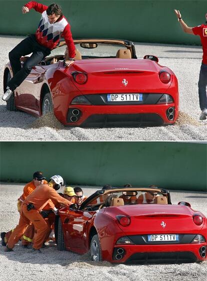 LA PRIMERA SALIDA DE PISTA. Montezemolo, al volante, encall el Ferrari California en la gravilla cuando Fernando Alonso y Felipe Massa iban en los asientos traseros. Luego, los pilotos y los mecnicos tuvieron que empujarlo para devolverlo a la pista del circuito de Cheste.