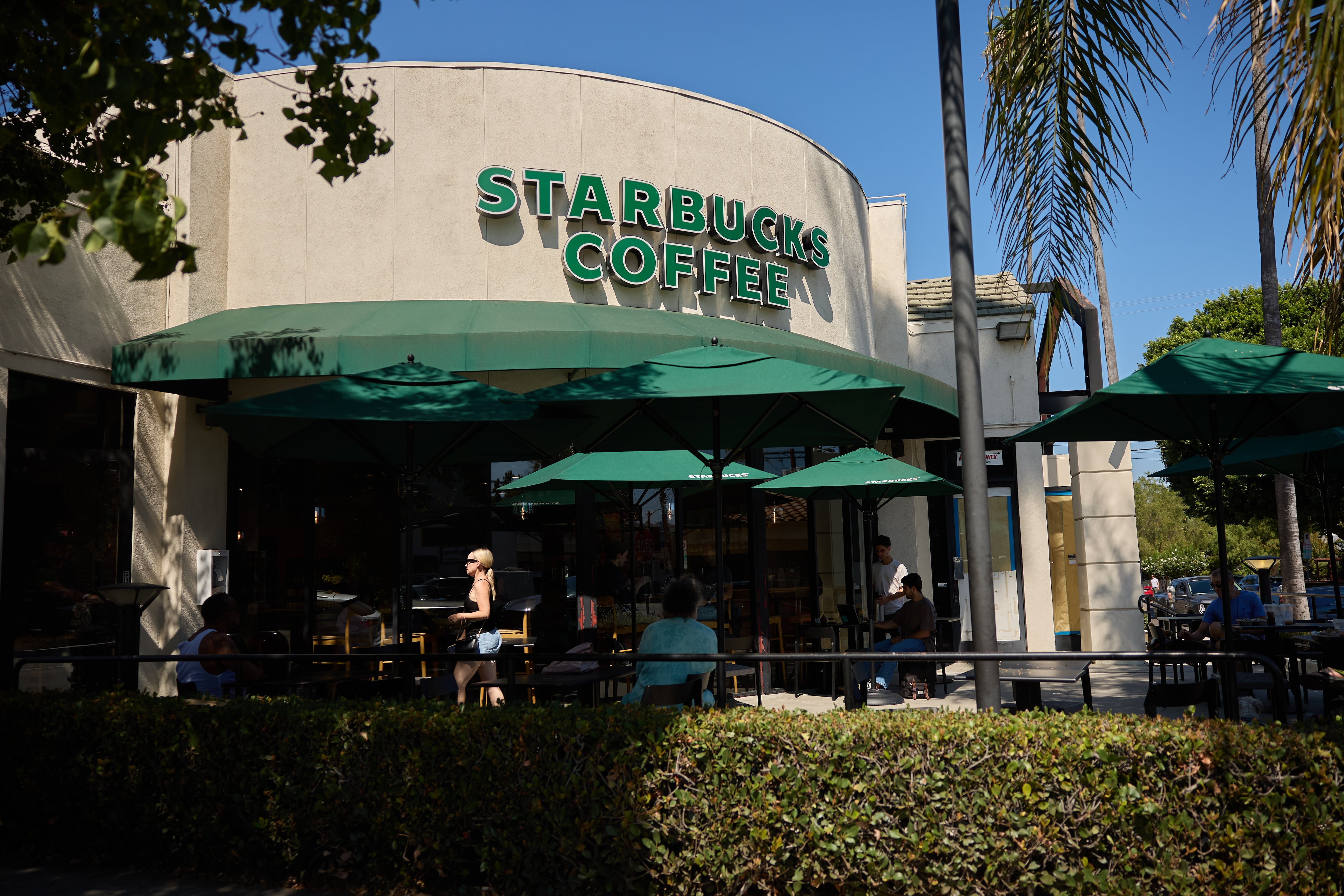 Un establecimiento Starbucks en California.
