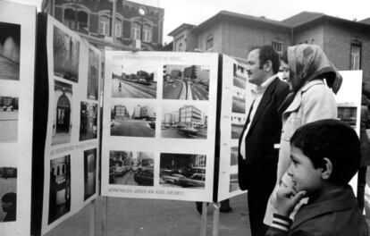 'Planificación urbana ¿para quién?' del Gruppe Arbeiterfotografie Köln.
