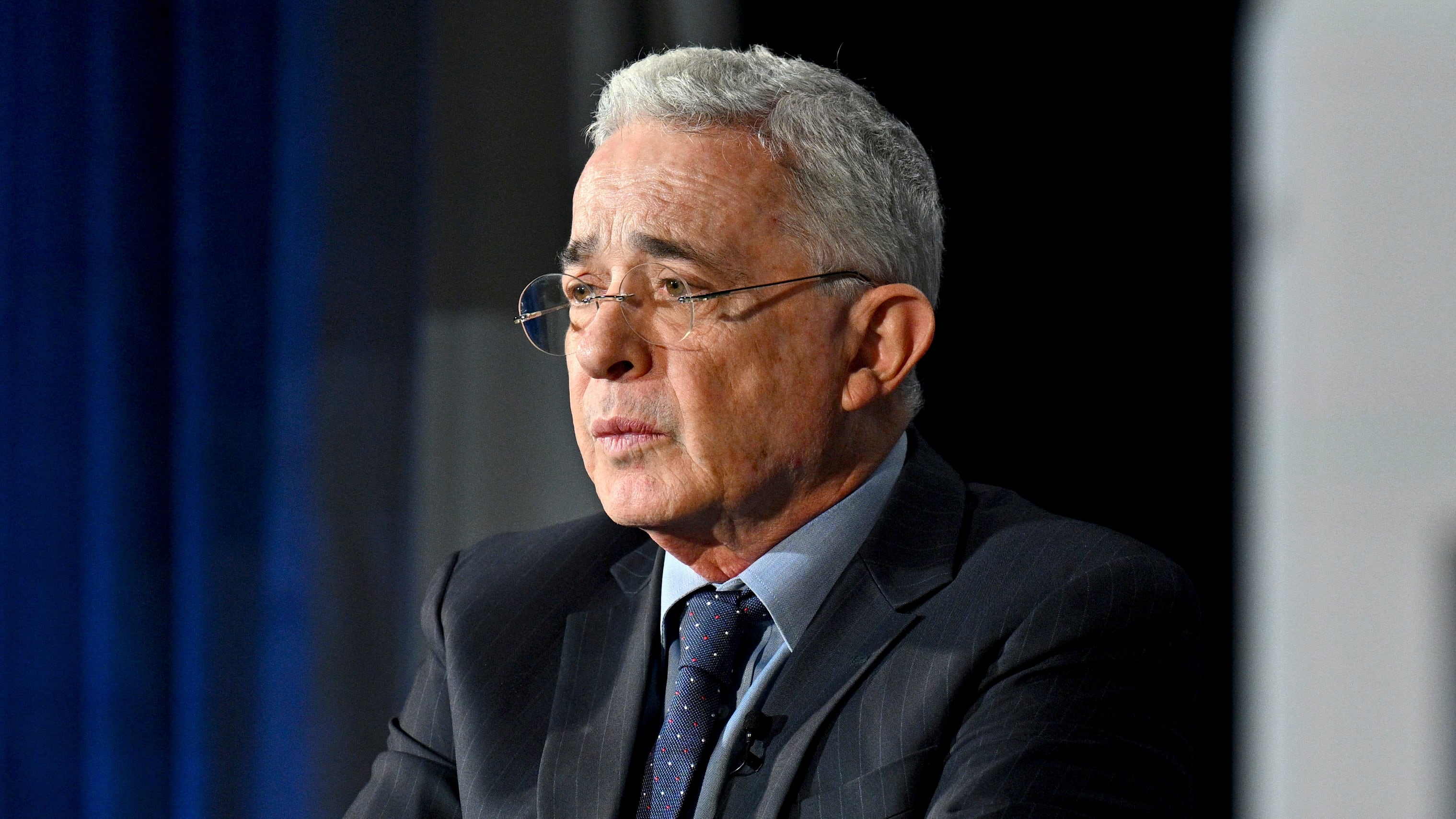 Álvaro Uribe, expresidente de Colombia, sentenciado a 12 años de prisión domiciliaria
