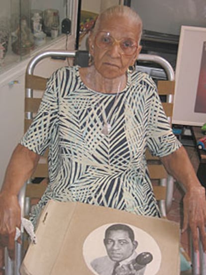 Gloria Esther Lugo Machín, en su casa de La Habana.