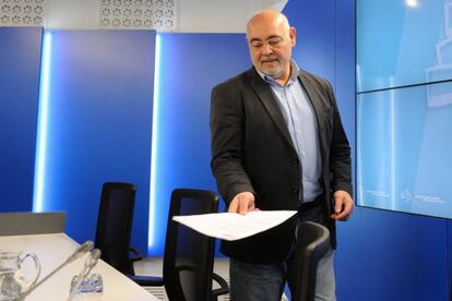 José Antonio Pastor, portavoz parlamentario del PSE-EE, en una comparecencia en el Parlamento vasco.