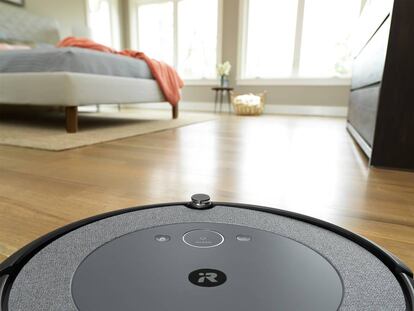 Roomba i3+.