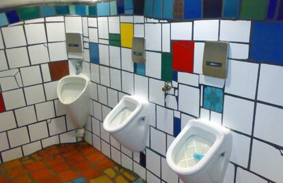 Cuarto de baño del museo KunstHausWien.