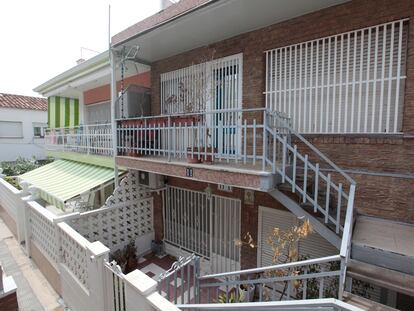El balcón de la casa de las víctimas, en Salou.
