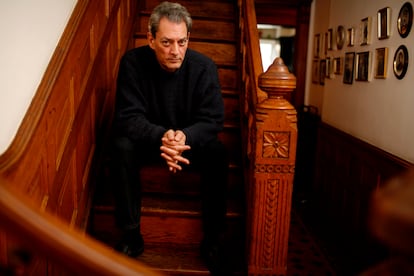 Paul Auster, escritor. Guardián del pasado literario de Brooklyn y de la generación heredera de Faulkner, el narrador falleció de cáncer en Nueva York tras unos años marcados por la tragedia de la muerte de su nieta y su hijo.