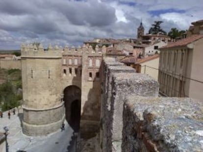Puerta de San Andrés, una de las entradas a la ciudad y a la Judería de Segovia.