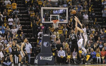 La canasta ganadora de Marc Gasol ante los Spurs.