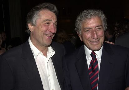 Robert De Niro y Tony Bennett en el 75 cumpleaños del segundo en Nueva York. Era 2001.