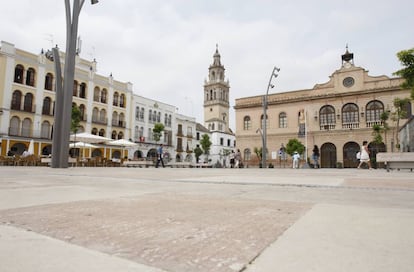 Vista de la Plaza de España de la localidad de Écija (Sevilla).