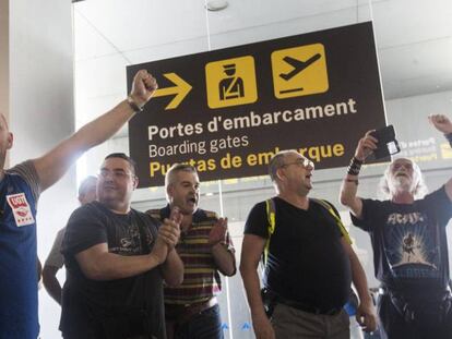 Trabajadores de Eulen protestan en la T2 del Aeropuerto de Barcelona-El Prat