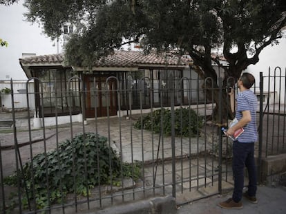 El Jardín del Ángel, en el barrio de Las Letras, ya vacío.