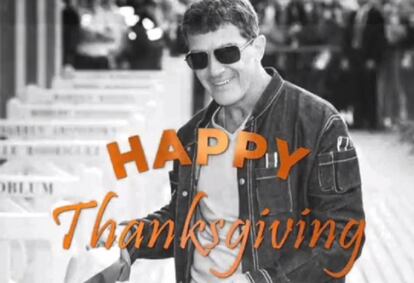 El actor Antonio Banderas felicita Acción de Gracias a sus seguidores en las redes sociales.