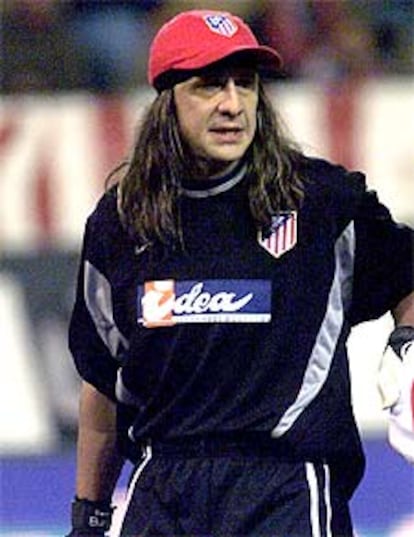 El Mono Burgos, durante un partido del Atlético.