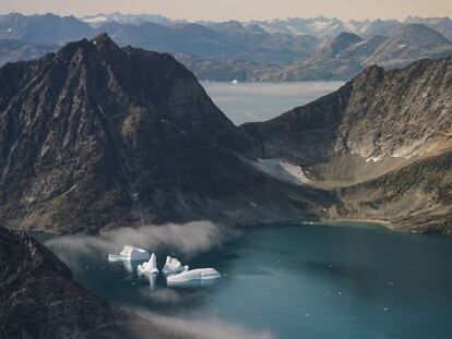 Groenlandia fotografiada por un equipo científico de la NASA en su misión para estudiar el derretimiento de los icebergs.