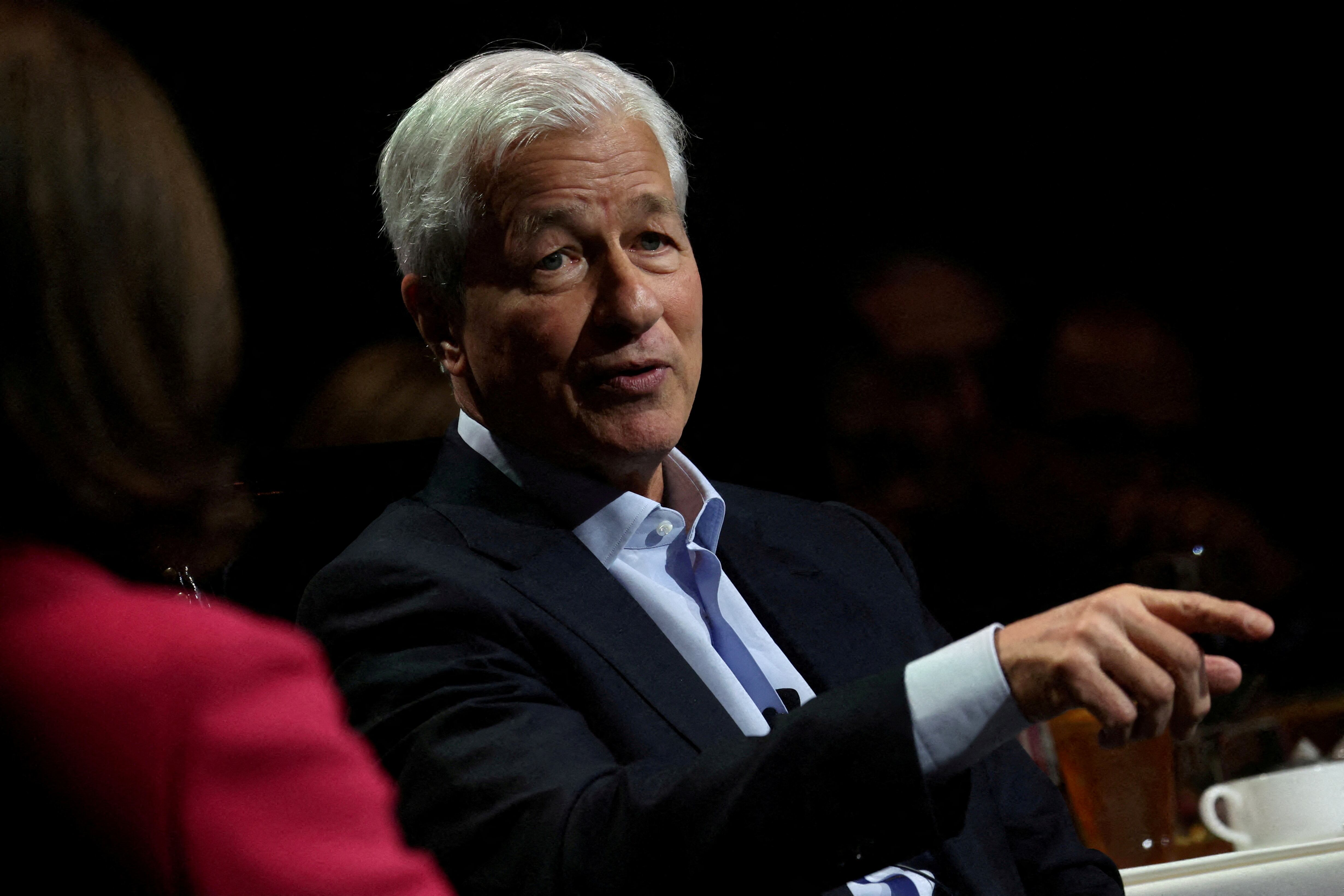 Jamie Dimon (JP Morgan): “Básicamente, con Mythos se están entregando misiles balísticos a la gente”