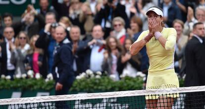 Muguruza celebra su triunfo contra Serena Williams.