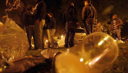A ‘botellón’ in Madrid’s university district.