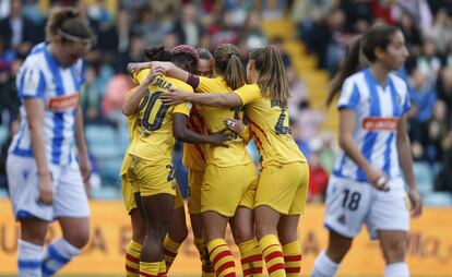 Las jugadoras del Barcelona celebran uno de los goles en la final de la Supercopa ante la Real. 