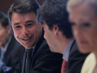 Ignacio González, en la reunión del consejo del Canal de Isabel II.