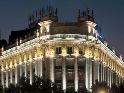 Fachada del hotel NH Nacional en Madrid