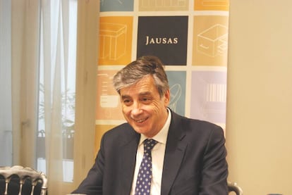 El presidente de Jausas, Agust&iacute;n Bou, durante la presentaci&oacute;n de resultados del despacho ante la prensa.