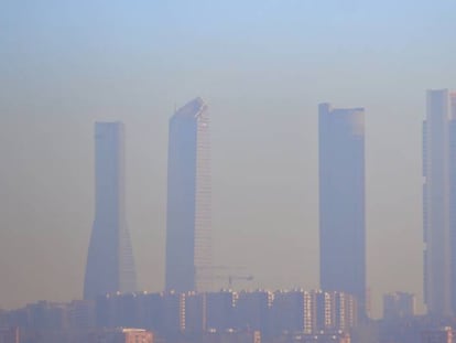 El cielo en Madrid en un día de alta contaminación.