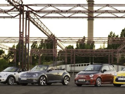 De izquierda a derecha, Mini Roadster, VW Beetle, Fiat Abarth 595C y Citro&euml;n DS3 Cabrio.