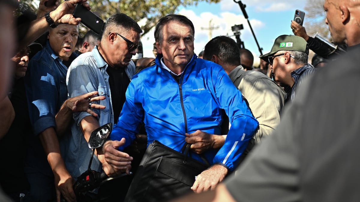 Crisis en Brasil: Bolsonaro bajo arresto domiciliario y tensión con Trump