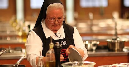 La hermana Flor, en un episodio de MasterChef M&eacute;xico. 