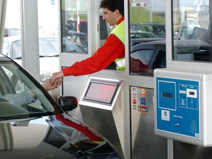 Cabina de peaje de la autopista radial 4.