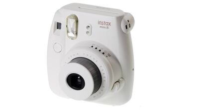Cámara de fotos analógica instantánea Fujifilm Instax Mini 8.
