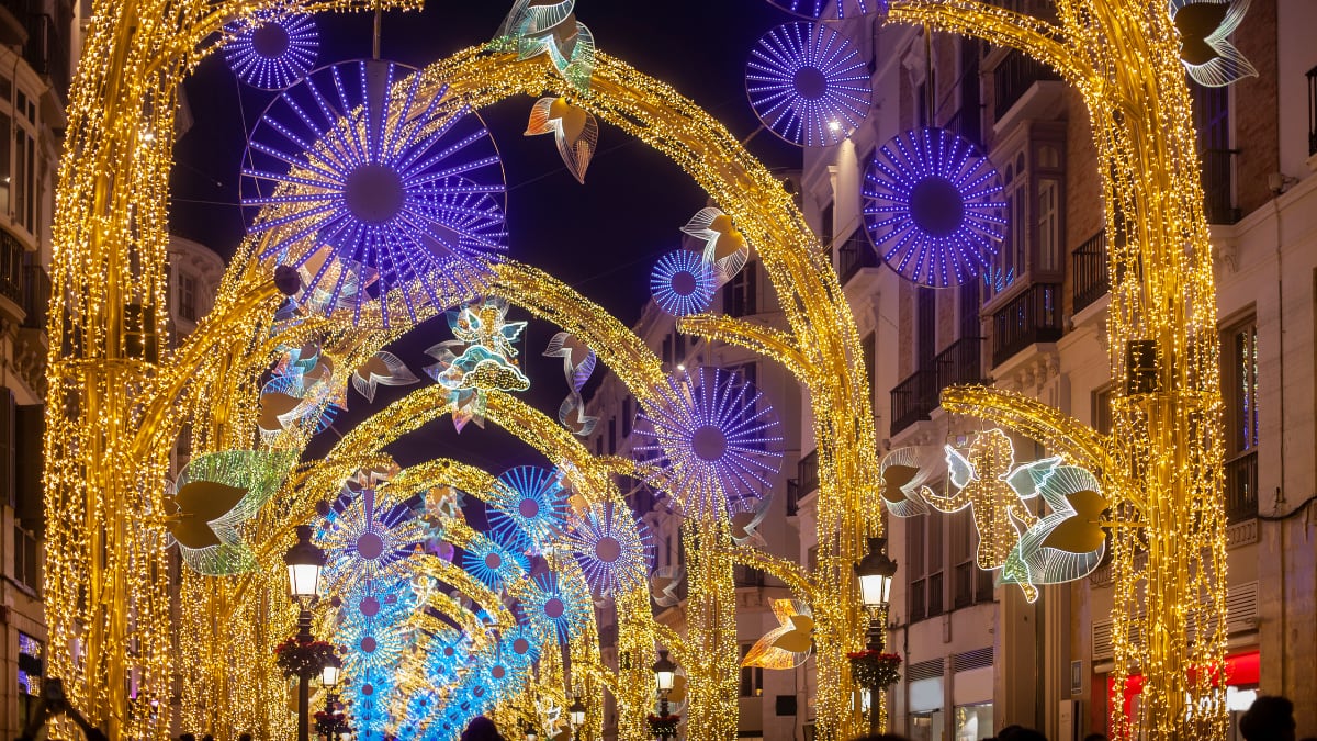 Cinco ciudades españolas para disfrutar como nunca las luces de Navidad