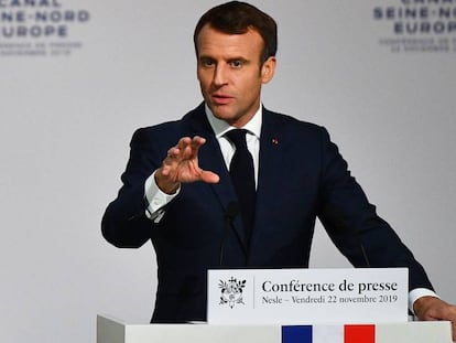 El presidente francés, Emmanuel Macron, durante una conferencia de prensa en el Norte de Francia. 