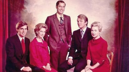 Los hijos de Fred y Mary Anne Trump, ya de adultos. Desde la izquierda: Robert Trump, Elizabeth Trump Grau, Fred Trump Jr., Donald Trump, y Maryanne Trump Barry.