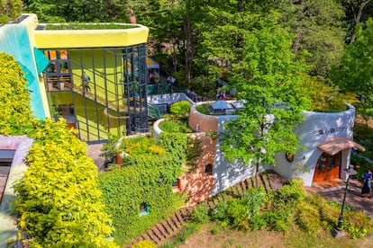 Vista aérea del museo Ghibli.