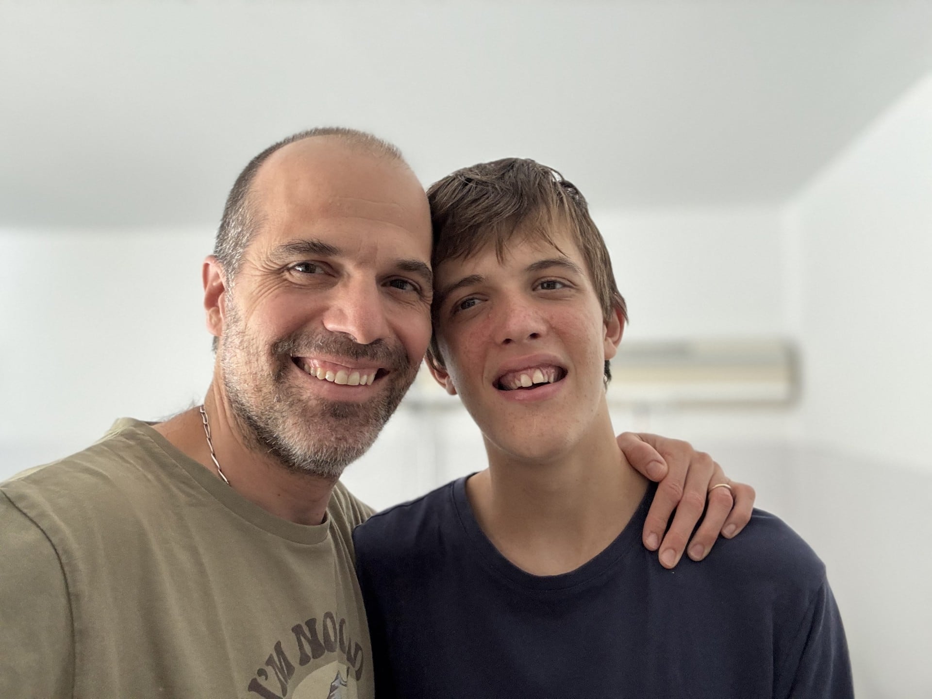 Carta a un hijo con discapacidad: el miedo a que el cansancio sea malinterpretado