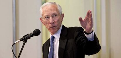 En la imagen, el vicepresidente de la Reserva Federal (Fed) de EE.UU., Stanley Fischer. EFE/Archivo