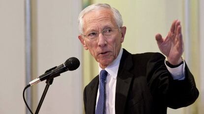 En la imagen, el vicepresidente de la Reserva Federal (Fed) de EE.UU., Stanley Fischer. EFE/Archivo