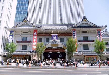 El reconstruido teatro Kabukiza de Tokio, en el barrio de Ginza.