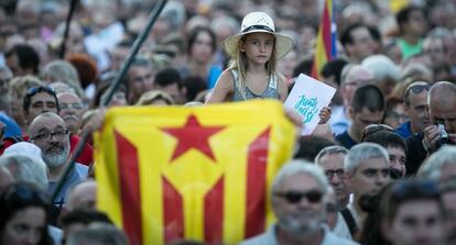 Asistentes a un acto de precampa&ntilde;a de Junts pel S&iacute;, el pasado viernes en Barcelona. 