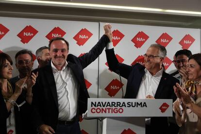 Javier Esparza, candidato de Navarra Suma a la Presidencia de Navarra, y Enrique Maya, candidato a la Alcaldía de Pamplona.