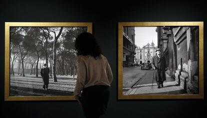 Baroja, a la izquierda, y Azorín, a la derecha, al final de sus vidas en dos fotografías de la exposición.