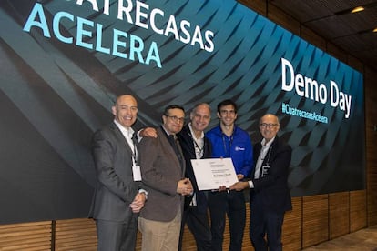 Francesc Muñoz, CIO de Cuatrecasas; Francisco Guillén y Enrique Lizaso, cofundadores y directores de BlockTac; Carlos Matilla, CEO de FuVex, y Rafael Fontana, presidente ejecutivo de Cuatrecasas.