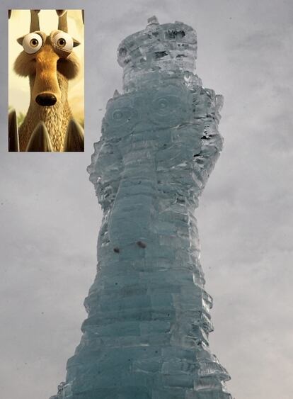 Una escultura de hielo inspirada en el personaje Scrat de la saga de películas <i>Ice Age</i> ha entrado en el Libro Guinness de los Récords al convertirse en la más alta del mundo fabricada con ese material. La figura mide 13,7 metros y ha superado en 150 centímetros a la estatua congelada construida en Dubai en 2006 que estaba en posesión del récord. La puesta en escena ha sido en el centro de Santa Mónica, en condado de Los Angeles (EEUU), y es la culminación de un proyecto iniciado meses atrás. Para hacerla ha sido necesario el trabajo de 14 escultores durante cuatro días.